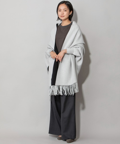 Munich(ミューニック)の「ダブルフェイスニットポンチョ(ストール/ショール・レディース・ブラック/グレー/ベージュ・FREE)」の18枚目の写真