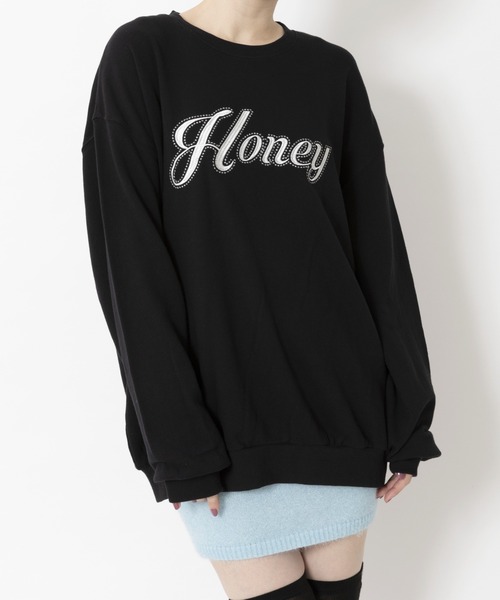 ARCHIVER（アーカイバ）の「【Bz】Honey刺繍裏毛ユニセックスBIGプルオーバー(RZ)（スウェット・レディース・ブラウン/ピンク/ブラック/グレー/オフホワイト・FREE）」の2枚目の写真