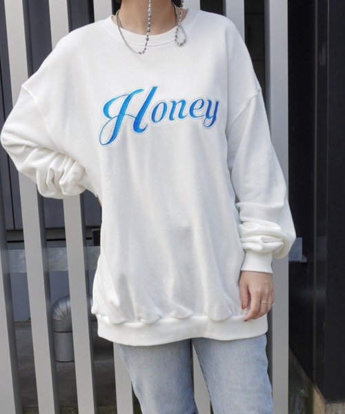 ARCHIVER（アーカイバ）の「【Bz】Honey刺繍裏毛ユニセックスBIGプルオーバー(RZ)（スウェット・レディース・ブラウン/ピンク/ブラック/グレー/オフホワイト・FREE）」の22枚目の写真
