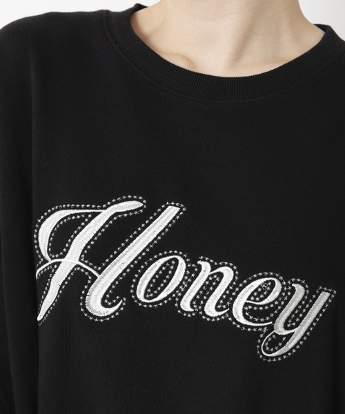 ARCHIVER（アーカイバ）の「【Bz】Honey刺繍裏毛ユニセックスBIGプルオーバー(RZ)（スウェット・レディース・ブラウン/ピンク/ブラック/グレー/オフホワイト・FREE）」の7枚目の写真
