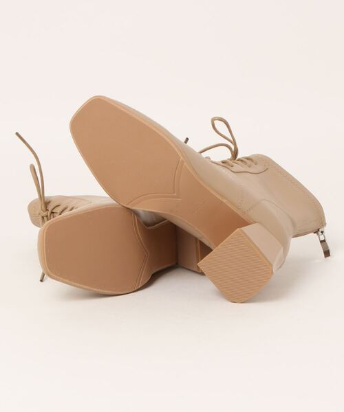 aimoha(アイモハ)の「ローヒール ショートブーツ(ブーツ・レディース・ベージュ/ブラック/オフホワイト・22.0cm/22.5cm/23.0cm/23.5cm/24.0cm/24.5cm)」の4枚目の写真