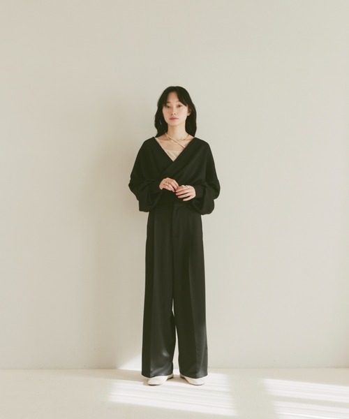 moi tytto（モイテュット）の「タックパンツ/低身長さん向けSサイズあり（その他パンツ・レディース・ベージュ/ナチュラル/ブラック・SMALL/MEDIUM）」の5枚目の写真