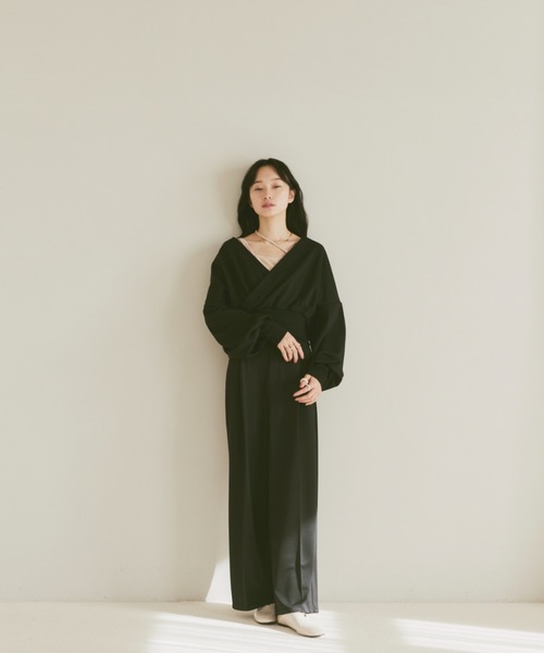 moi tytto（モイテュット）の「タックパンツ/低身長さん向けSサイズあり（その他パンツ・レディース・ベージュ/ナチュラル/ブラック・SMALL/MEDIUM）」の6枚目の写真