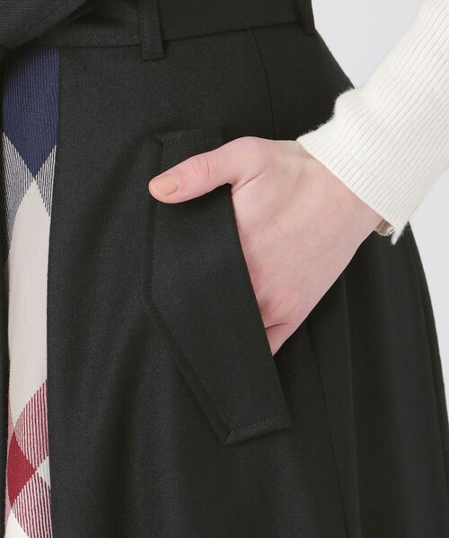 BLUE LABEL CRESTBRIDGE（ブルーレーベルクレストブリッジ）の「ハイ