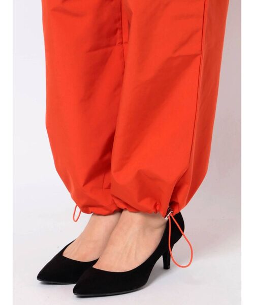 MURUA（ムルーア）の「ベネシャンカーゴパンツ（カーゴパンツ・レディース・アイボリー/ブラック/カーキ/ピンク/ベージュ/オレンジ・FREE）」の14枚目の写真