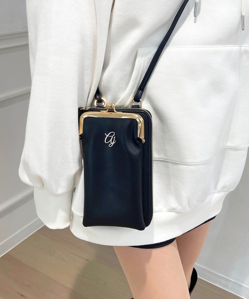 apres jour（アプレジュール）の「フェイクレザーマルチケース【ZOZOTOWN限定アイテム】（ショルダーバッグ・レディース・ブラック/アイボリー・フリー）」の5枚目の写真