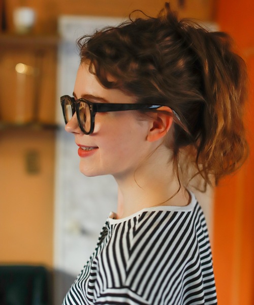 Birthday room（バースデイルーム）の「セミワイドフレーム伊達メガネ（メガネ・レディース・ブラック/ブラウン・FREE）」の17枚目の写真