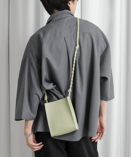 Adoon plain(アドーンプレーン)の「【Adoon plain】編み込みショルダーバッグ(ショルダーバッグ・メンズ・ライトグリーン/ブラック・FREE)」の10枚目の写真