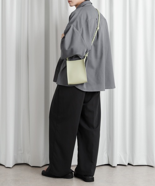 Adoon plain(アドーンプレーン)の「【Adoon plain】編み込みショルダーバッグ(ショルダーバッグ・メンズ・ライトグリーン/ブラック・FREE)」の13枚目の写真