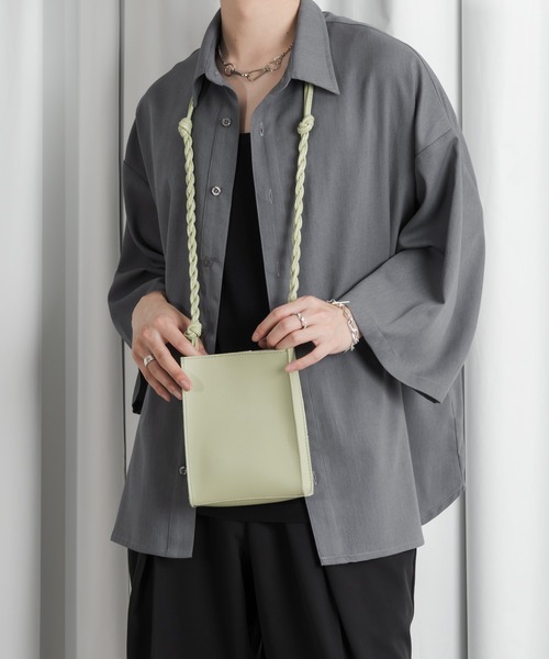 Adoon plain(アドーンプレーン)の「【Adoon plain】編み込みショルダーバッグ(ショルダーバッグ・メンズ・ライトグリーン/ブラック・FREE)」の17枚目の写真