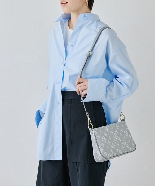 russet(ラシット)の「ショルダーバッグ(CE-1074-WEB)(ショルダーバッグ・レディース・ライトグレー/ベージュ・FREE)」の3枚目の写真