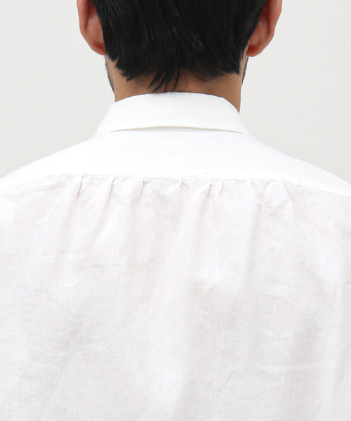 EDIFICE LA BOUCLE（エディフィスラブークル）の「【LA BOUCLE / ラブークル】リネン フレンチ レギュラーカラー シャツ（シャツ/ブラウス・メンズ・ホワイト/ブラック・1/2）」の4枚目の写真