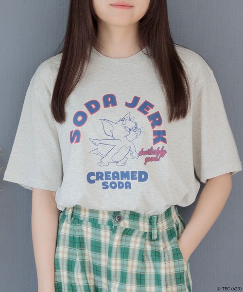 Tom＆Jerry（トムアンドジェリー）の「【公式】トムとジェリー　クルーネック半袖Tシャツ（Tシャツ/カットソー・メンズ・オートミール/ネイビー/ホワイト/サックスブルー・M/L）」の3枚目の写真