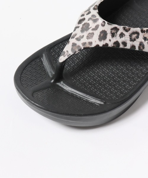 TELIC(テリック)の「TELIC/テリック W- FLIP FLOP サンダル ビーチサンダル(サンダル・メンズ・レオパード/ゼブラ・S/M/ML/XS)」の7枚目の写真