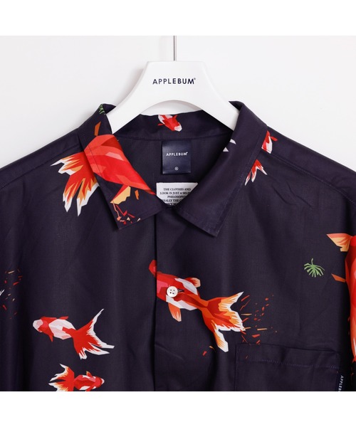 APPLEBUM（アップルバム）の「Tadaomi Shibuya "Gold Fish" S/S Aloha Shirt（シャツ/ブラウス・メンズ・ネイビー/グリーン・MEDIUM/LARGE/X-LARGE）」の17枚目の写真