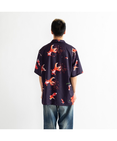 APPLEBUM（アップルバム）の「Tadaomi Shibuya "Gold Fish" S/S Aloha Shirt（シャツ/ブラウス・メンズ・ネイビー/グリーン・MEDIUM/LARGE/X-LARGE）」の4枚目の写真