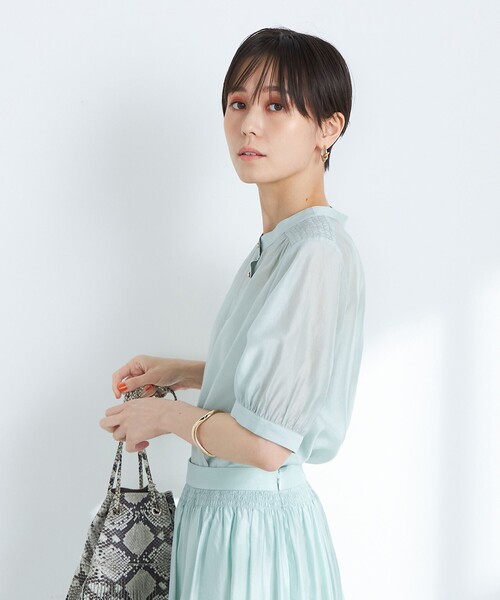 NOLLEY’S(ノーリーズ)の「《セットアップ対応》2WAYソフトオーガンジーシャーリング5分袖ブラウス(シャツ/ブラウス・レディース・ライトブルー/ブラック/ミント/ブラウン/ライトグリーン/イエロー/ネイビー・38/36)」の9枚目の写真