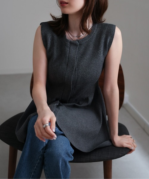 sakishimatokyo（サキシマトーキョー）の「ペプラムソウバリベスト（ベスト・レディース・ブラック/グレイッシュベージュ/オフホワイト/チャコール・FREE）」の4枚目の写真