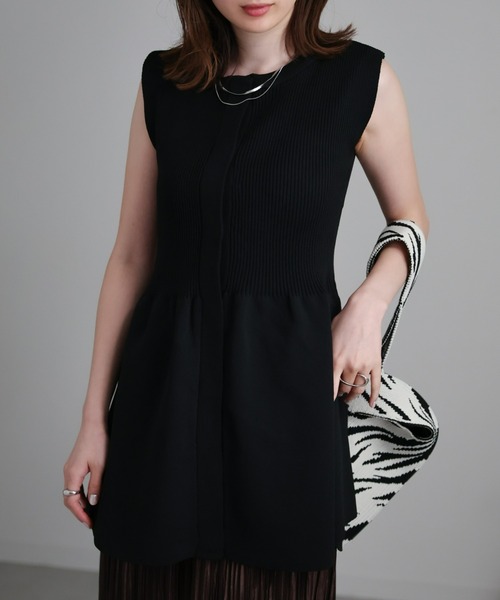 sakishimatokyo（サキシマトーキョー）の「ペプラムソウバリベスト（ベスト・レディース・ブラック/グレイッシュベージュ/オフホワイト/チャコール・FREE）」の3枚目の写真