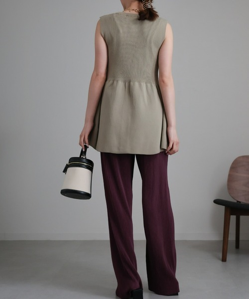 sakishimatokyo（サキシマトーキョー）の「ペプラムソウバリベスト（ベスト・レディース・ブラック/グレイッシュベージュ/オフホワイト/チャコール・FREE）」の20枚目の写真