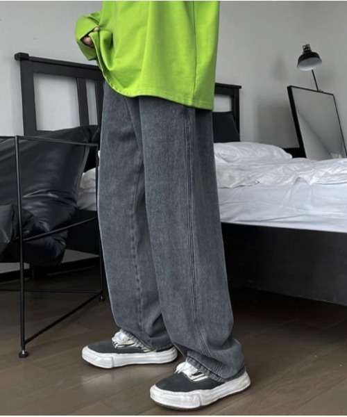 BASQUE magenta(バスクマゼンタ)の「ヴィンテージウォッシュ ワイドデニムパンツ(デニムパンツ・メンズ・サックスブルー/グレー/ブルー/ブラック・M/L)」の5枚目の写真