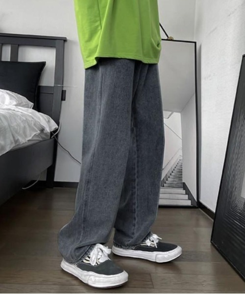 BASQUE magenta(バスクマゼンタ)の「ヴィンテージウォッシュ ワイドデニムパンツ(デニムパンツ・メンズ・サックスブルー/グレー/ブルー/ブラック・M/L)」の18枚目の写真