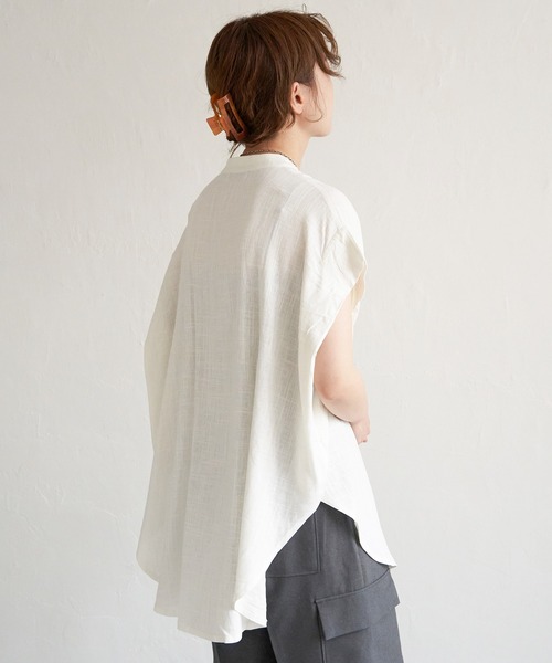 notch.（ノッチ）の「麻混ショルダータックブラウス（シャツ/ブラウス・レディース・ベージュ/オフホワイト・M）」の21枚目の写真