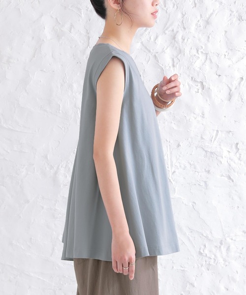 n'OrLABEL（ノアールレーベル）の「【廃盤】【機能素材】『フレンチスリーブフレアカットソー』（Tシャツ/カットソー・レディース・ライトカーキ/オフホワイト/ライトブルー/ブラック・1/2）」の6枚目の写真