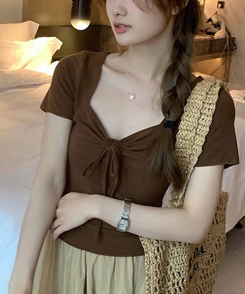 NANEA(ナネア)の「フロントシャーリング スクエアネックTシャツ(Tシャツ/カットソー・レディース・ブラウン/ピンク/キナリ・SMALL/MEDIUM)」の22枚目の写真