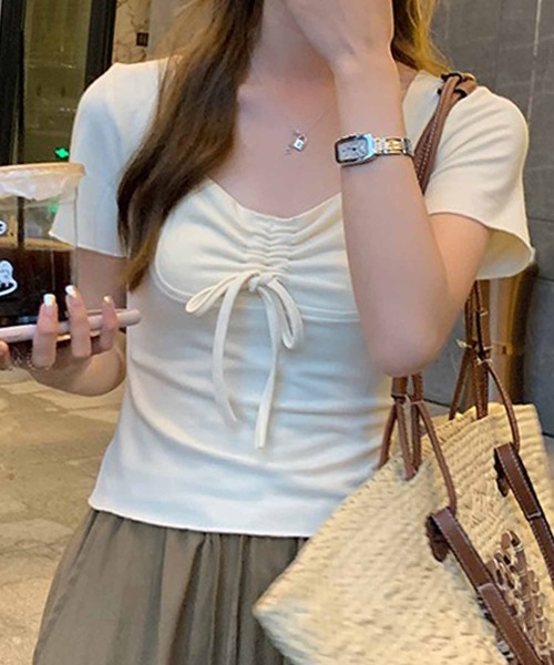 NANEA(ナネア)の「フロントシャーリング スクエアネックTシャツ(Tシャツ/カットソー・レディース・ブラウン/ピンク/キナリ・SMALL/MEDIUM)」の13枚目の写真