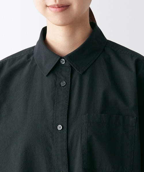 無印良品（ムジルシリョウヒン）の「洗いざらしブロードレギュラーカラー長袖ワンピース（ワンピース・レディース・オフホワイト/ブラウン系/ブラック・XXL/S/XL/L/XS/M）」の17枚目の写真