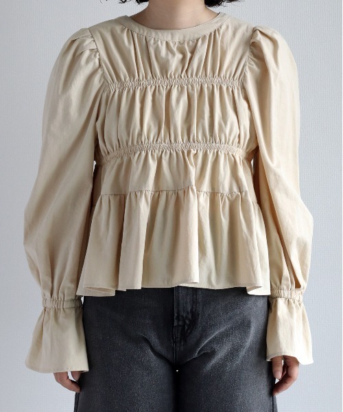 cepo（セポ）の「シャーリングリボンブラウス 2WAY（シャツ/ブラウス・レディース・ブラック/カーキ/オフホワイト・M）」の5枚目の写真