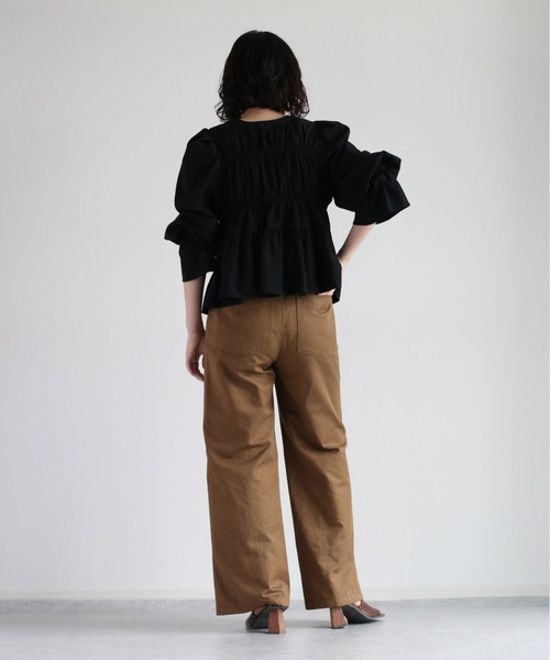 cepo（セポ）の「シャーリングリボンブラウス 2WAY（シャツ/ブラウス・レディース・ブラック/カーキ/オフホワイト・M）」の21枚目の写真