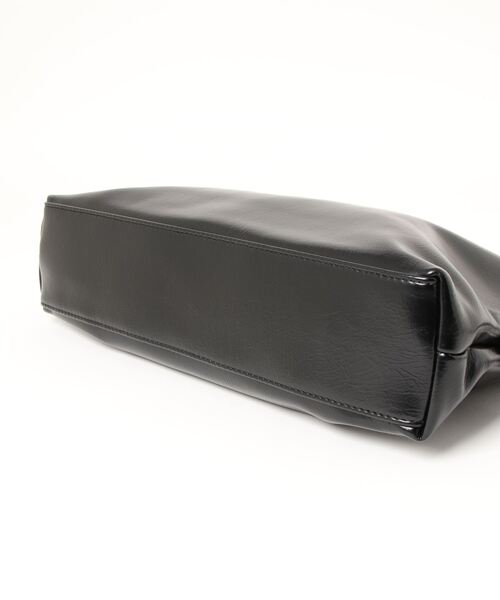 BARELY BLUE（ベアリーブルー）の「【 BARELY BLUE / ベアリーブルー 】 ミニポーチ付き スクエア ショルダーバッグ（ショルダーバッグ・レディース・ブラック/ホワイト/シルバー・FREE）」の7枚目の写真