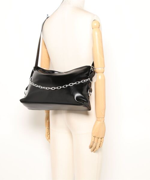 BARELY BLUE（ベアリーブルー）の「【 BARELY BLUE / ベアリーブルー 】 ミニポーチ付き スクエア ショルダーバッグ（ショルダーバッグ・レディース・ブラック/ホワイト/シルバー・FREE）」の13枚目の写真