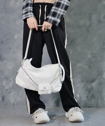 BARELY BLUE | 【 BARELY BLUE / ベアリーブルー 】 ミニポーチ付き スクエア ショルダーバッグ(ショルダーバッグ)