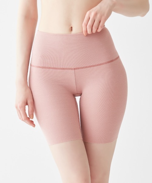 GUNZE(グンゼ)の「HOTMAGIC/ホットマジック 裏起毛であったか 綿のチカラ はらまき付き1分丈ショーツ(ショーツ・レディース・杢グレー/ブラック/ローズ/ブラウン系その他/ピンク系その他・LARGE/X-LARGE/MEDIUM)」の4枚目の写真