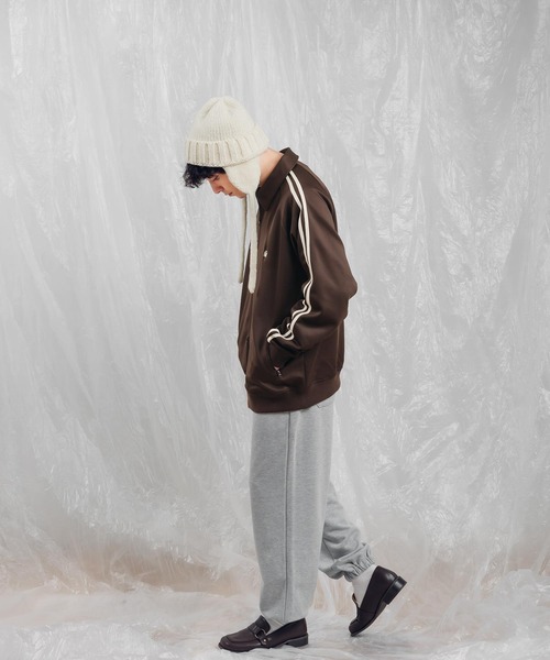 MUHET（ミュエータ）の「襟付きトラックジャケット（ジャージ・レディース・レッド/アイボリー/ブラウン・MEDIUM/X-LARGE）」の17枚目の写真