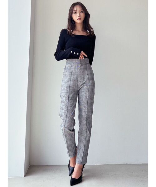 RESEXXY（リゼクシー）の「シンプルデザインスクエアニットトップス（ニット/セーター・レディース・ブルー/ブラック/ホワイト/ベージュ・FREE）」の12枚目の写真