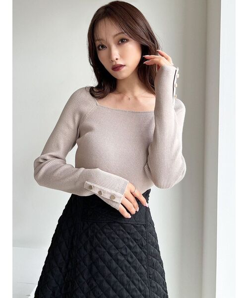 RESEXXY（リゼクシー）の「シンプルデザインスクエアニットトップス（ニット/セーター・レディース・ブルー/ブラック/ホワイト/ベージュ・FREE）」の13枚目の写真