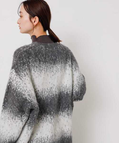 SENSE OF PLACE by URBAN RESEARCH(センスオブプレイスバイアーバンリサーチ)の「ニュアンスグラデーションカーディガン(カーディガン/ボレロ・レディース・ブルー系その他/グレー系その他・ONE)」の4枚目の写真