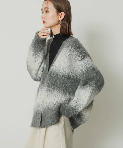 SENSE OF PLACE by URBAN RESEARCH(センスオブプレイスバイアーバンリサーチ)の「ニュアンスグラデーションカーディガン(カーディガン/ボレロ・レディース・ブルー系その他/グレー系その他・ONE)」の13枚目の写真