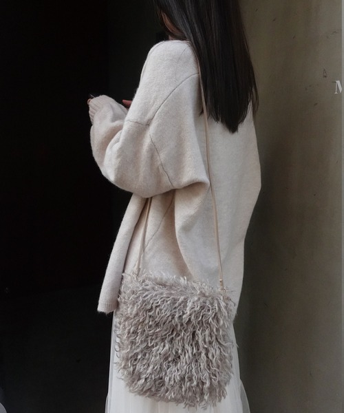 CORNERS（コーナーズ）の「ファーポシェット（ショルダーバッグ・レディース・ベージュ/ホワイト/ブラック・FREE）」の3枚目の写真