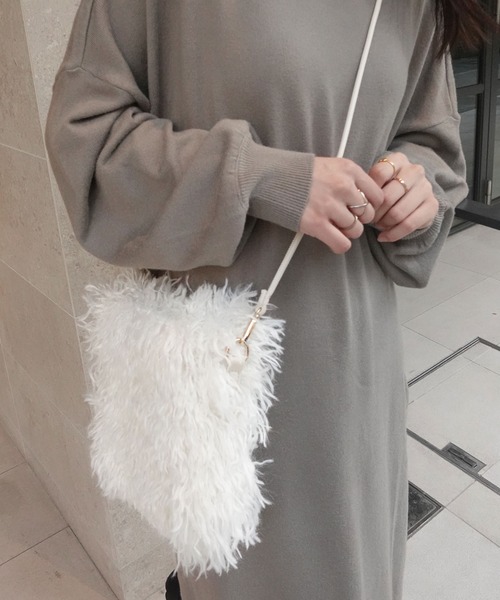 CORNERS（コーナーズ）の「ファーポシェット（ショルダーバッグ・レディース・ベージュ/ホワイト/ブラック・FREE）」の6枚目の写真