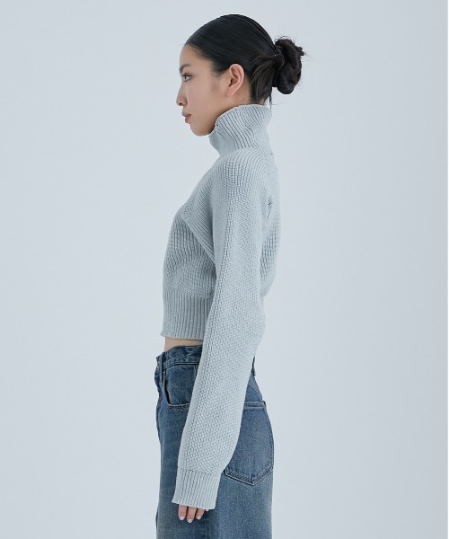 STUDIOUS(ステュディオス)の「【STUDIOUS/ステュディオス】クロップドチャンキーニットトップス(ニット/セーター・レディース・ピンク/ブラック/シルバー/ライトグレー・FREE)」の7枚目の写真