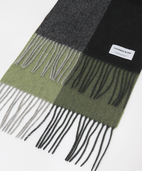URBAN RESEARCH DOORS（アーバンリサーチドアーズ）の「カシミヤブレンドパネルマフラー（マフラー・メンズ・ブルー/チャコールグレー/カーキ/ベージュ・-）」の14枚目の写真