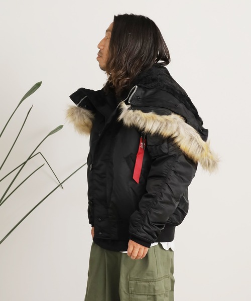 Alpha Industries（アルファインダストリーズ）の「ALPHA