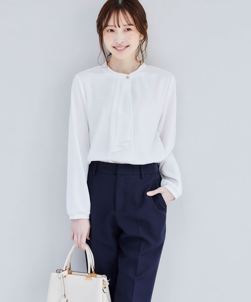 CROSS FUNCTION（クロスファンクション）の「《抗菌防臭・通気性》シフォンフリルカットソーブラウス【CF/クロスファンクション】（シャツ/ブラウス・レディース・ブラック/オフホワイト/ライトベージュ/ライトグリーン/ホワイト/ベージュ/ネイビー・M/L/LL）」の3枚目の写真