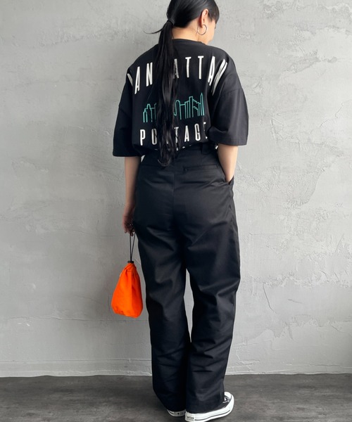 Manhattan Portage（マンハッタンポーテージ）の「[MANHATTAN PORTAGE/マンハッタンポーテージ] 別注 ショート丈バックプリントTシャツ（Tシャツ/カットソー・レディース・イエロー/ホワイト/ブラック/サックスブルー・F）」の5枚目の写真