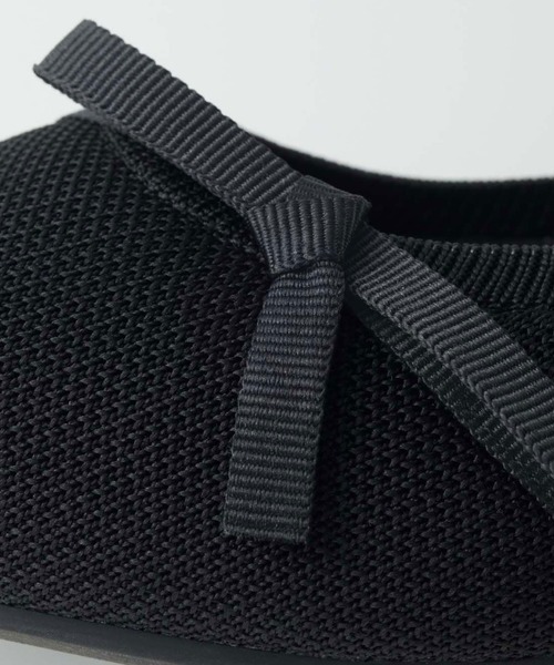 IEDIT（イディット）の「ＩＥＤＩＴ　ふかふかインソールで快適な　グログランリボンの上品ニットパンプス〈ブラック〉（パンプス・レディース・ブラック・3/2/4/6/5/1）」の5枚目の写真